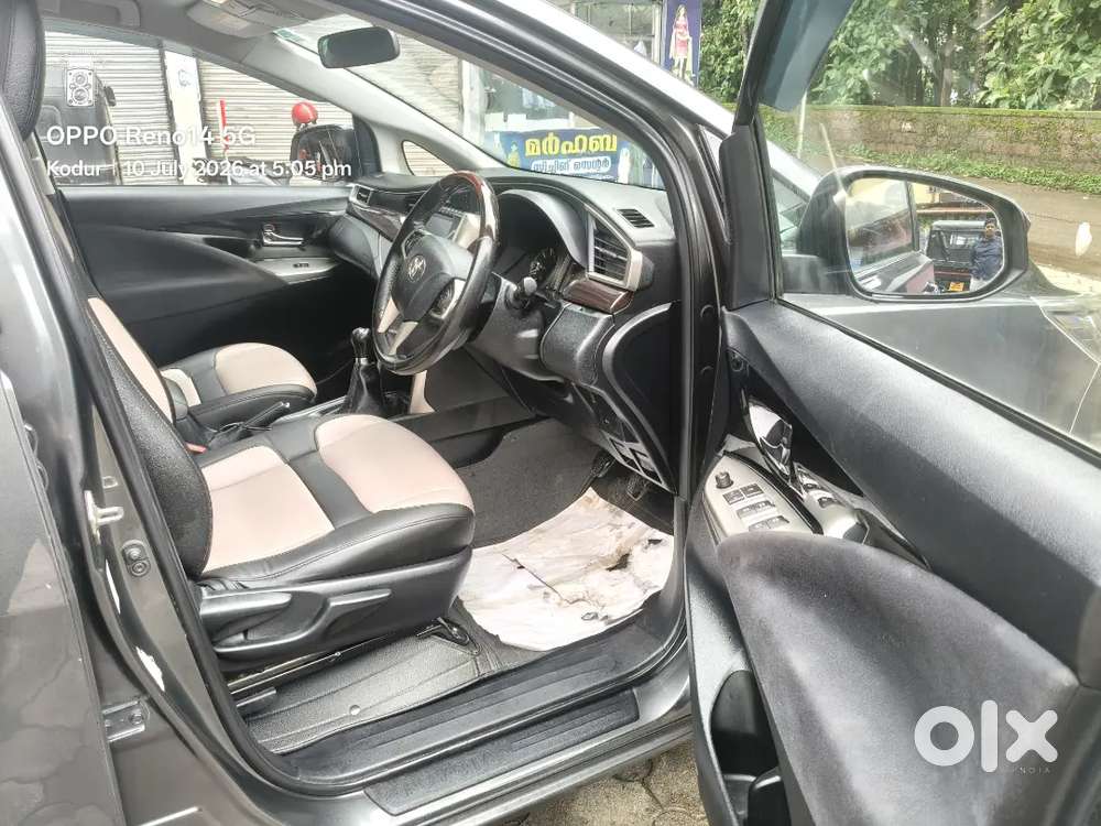Toyota Innova Crysta V Re. 2018
