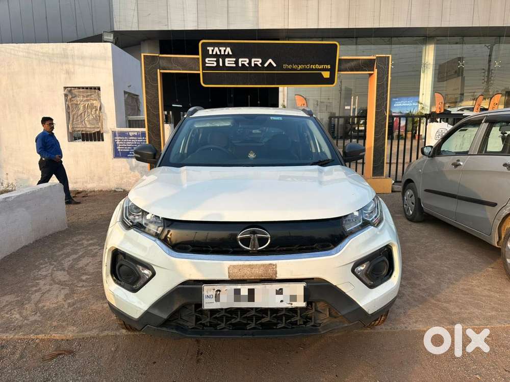Tata Nexon 1.5 Revotorq Xm (s), 2020, Diesel