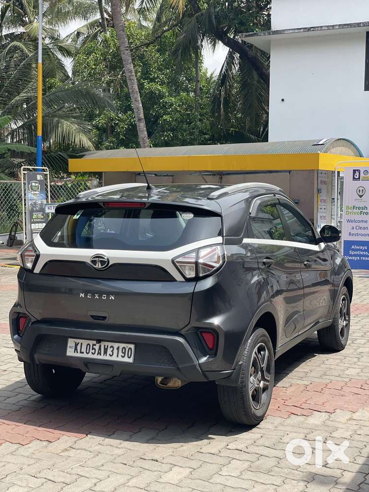 Tata Nexon Amt 1.2 Revotron Xma, 2020, Petrol