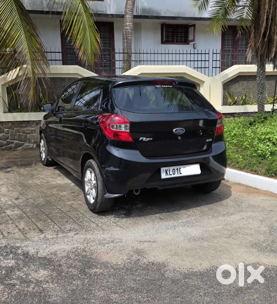 Ford Figo 2015 Diesel 159000 Km Driven Well Maintained