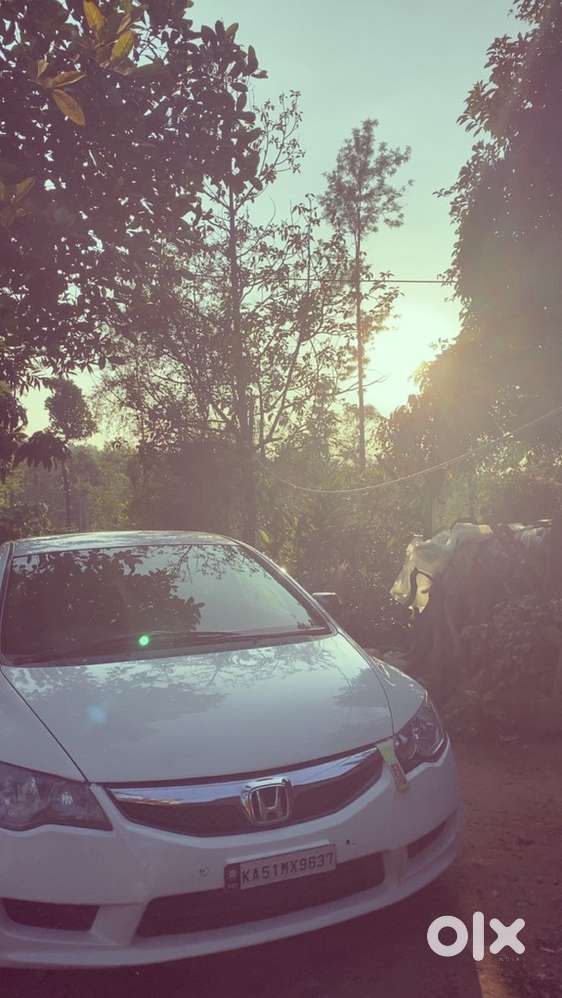 Honda Civic Petrol Mt 2010