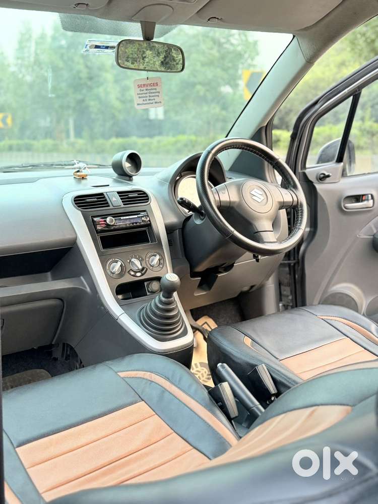 Maruti Suzuki Ritz Vxi, 2012, Petrol