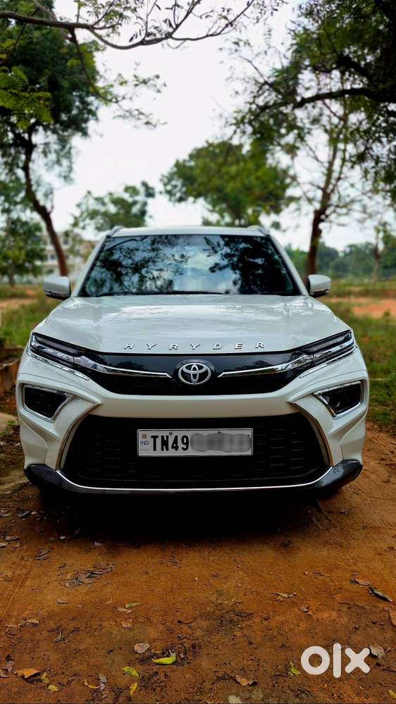 Toyota Urban Cruiser Hyryder Hybrid G(o) 2025, Well Maintained