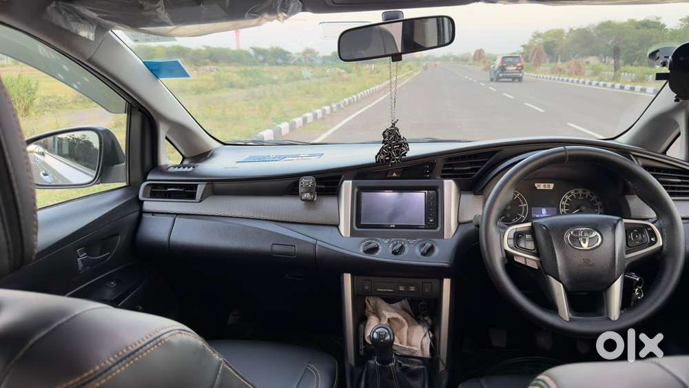 Toyota Innova Crysta 2016 Year