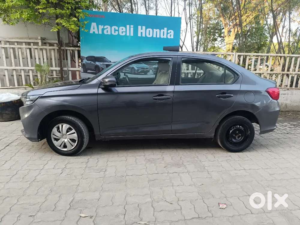 Good Condition Honda Amaze 2018  Up32  56 Km 2nd Owner Petrol Manual