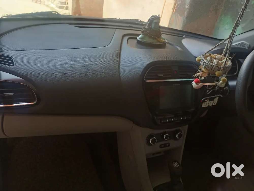 Tata Tiago 2022 Petrol 67504 Km Driven