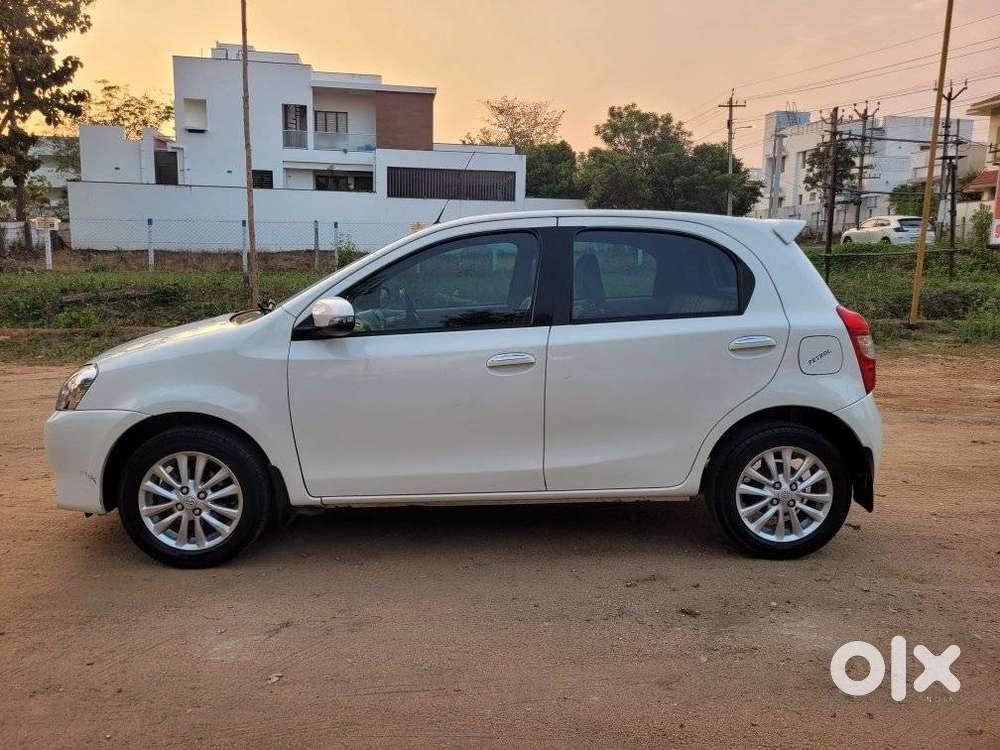 Toyota Etios Liva 2014-2016 Vx, 2015, Petrol