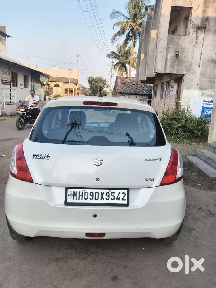 Maruti Suzuki Swift Vxi 2017