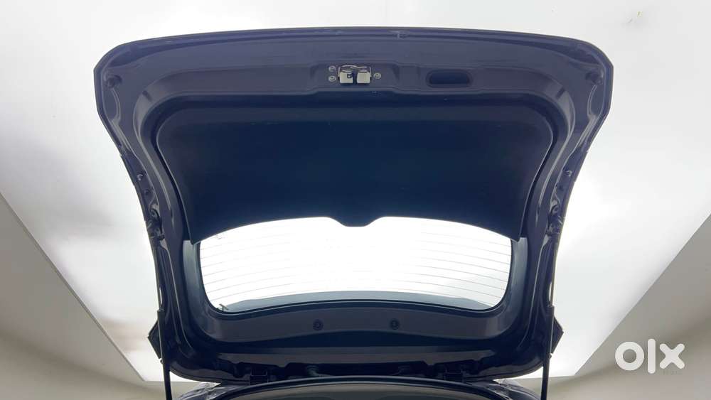 Maruti Suzuki Xl6 1.5 Alpha At, 2024, Petrol