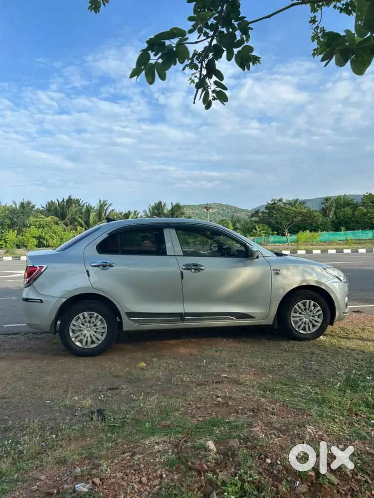 Maruti Suzuki Dzire 1.2 Lxi 2018 - Full Option Car