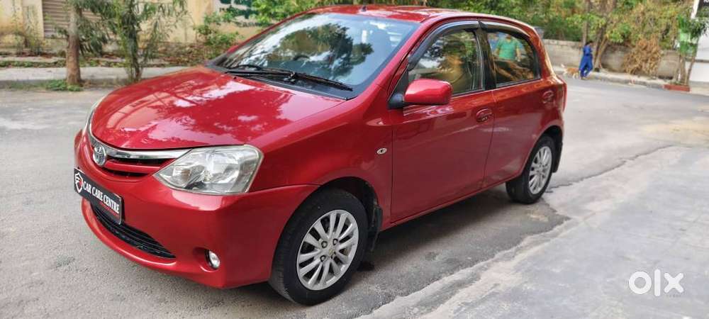 Toyota Etios Liva 2011-2012 G, 2011, Petrol