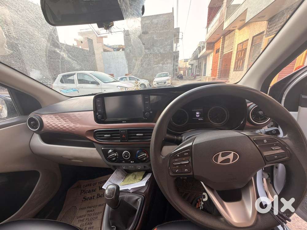 Hyundai Aura 2024 Car