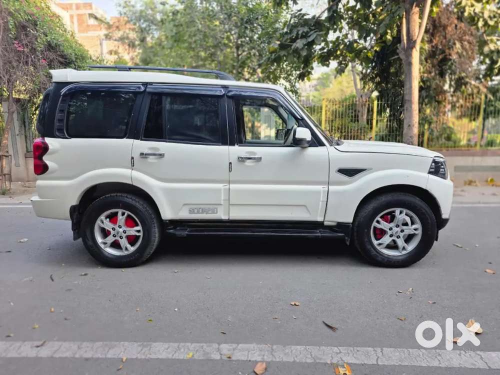 Mahindra Scorpio Classic 2018 Diesel 740000 Km Driven