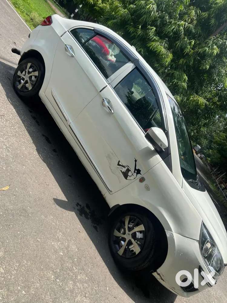 Tata Zest Revotron 2019