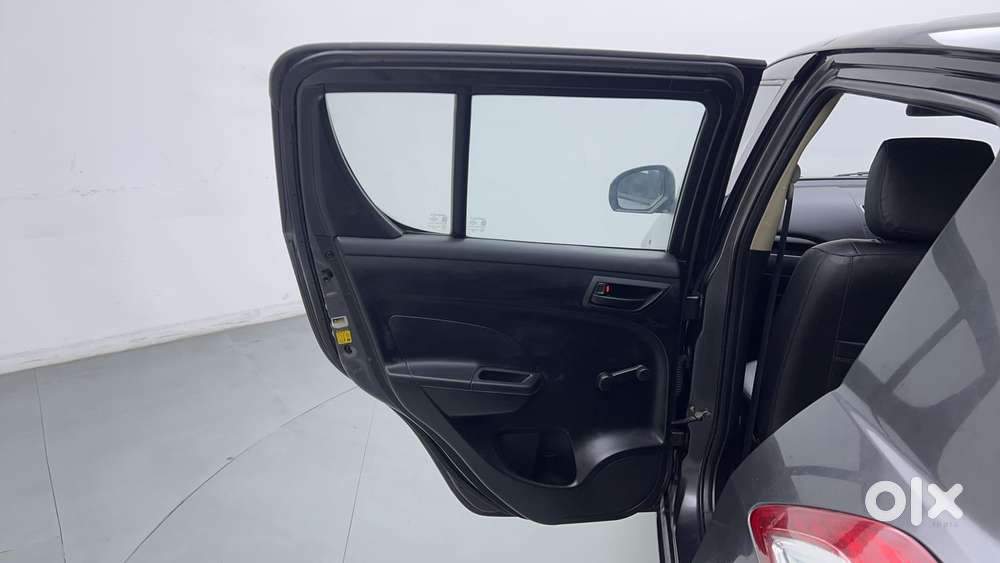 Maruti Suzuki Swift 1.2 Lxi (o), 2015, Petrol