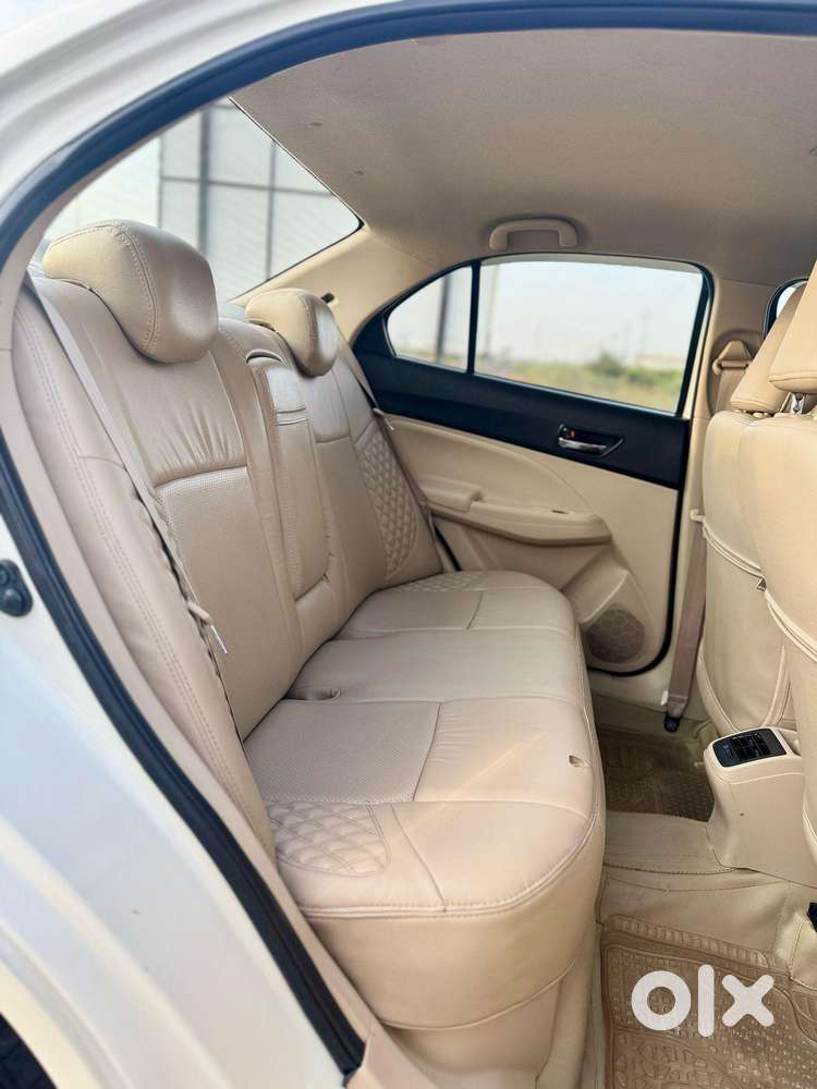 Maruti Suzuki Swift Dzire Zdi+ Amt, 2017, Diesel