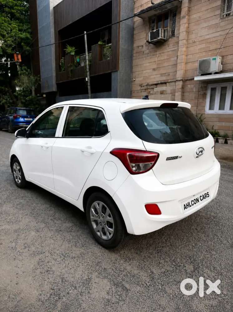 Hyundai Grand I10 2017 Petrol 45000 Km Driven