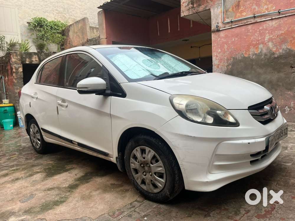 Honda Amaze Petrol 2015