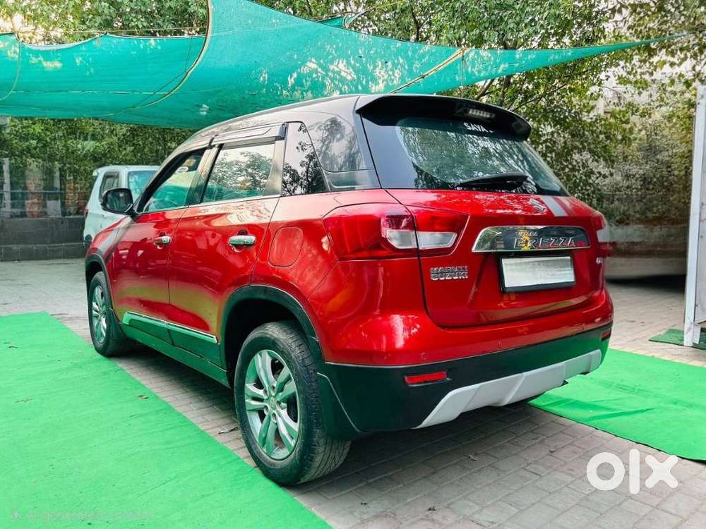 Maruti Suzuki Brezza Zdi+ Dual Tone, 2016, Diesel