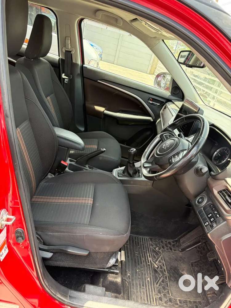 Maruti Suzuki Brezza 1.5 Zxi Plus Smart Hybrid Dual Tone, 2022, Petr..