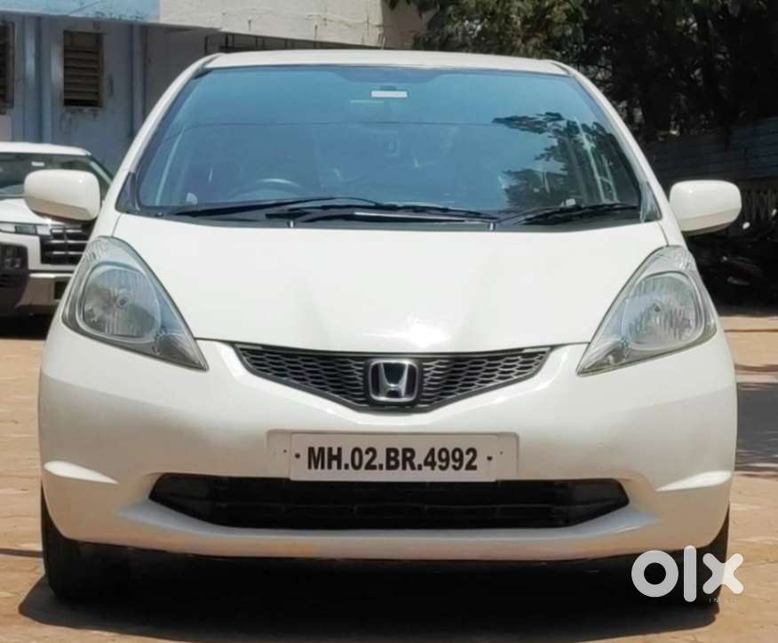 Honda Jazz V Mt Privilege, 2011, Petrol