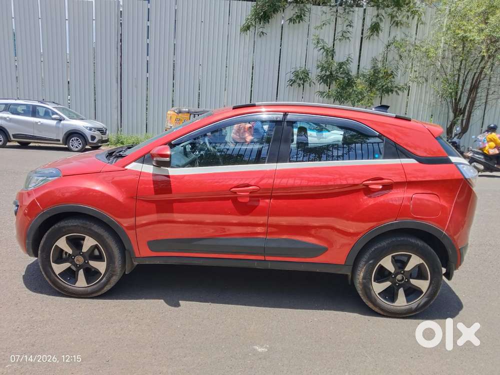 Tata Nexon 1.2 Revotron Xza Plus, 2019, Petrol