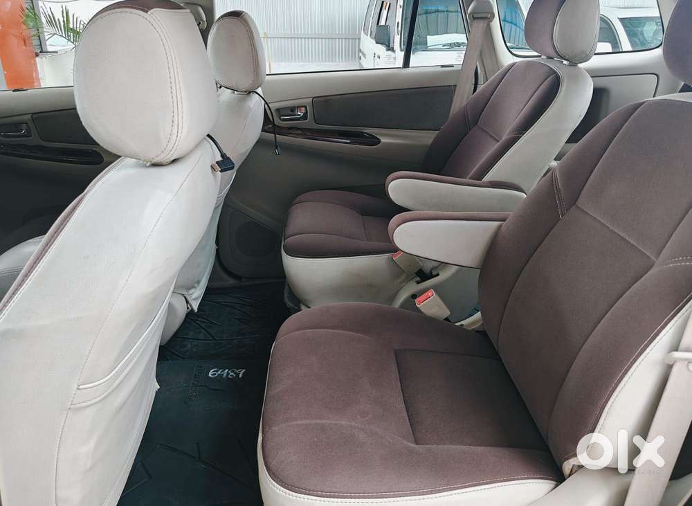 Toyota Innova 2.5 V 7 Str, 2013, Diesel