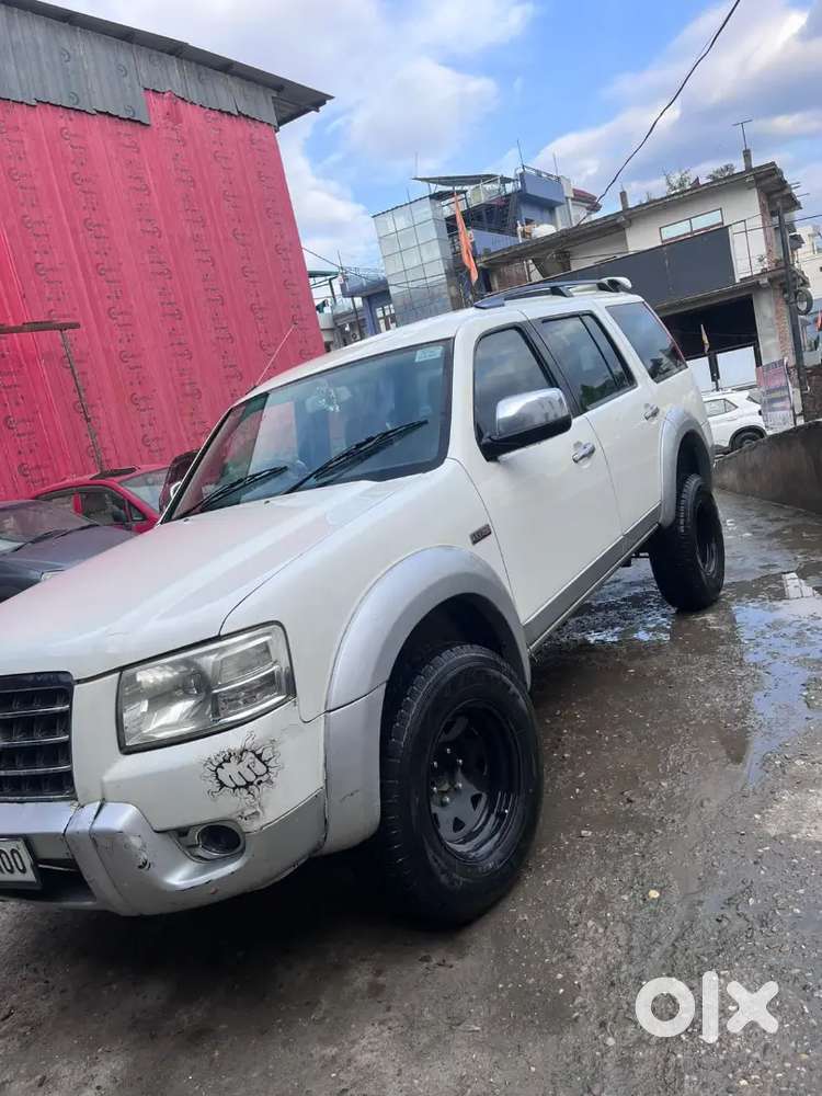 Endeavour 4x4
Off-road Beast