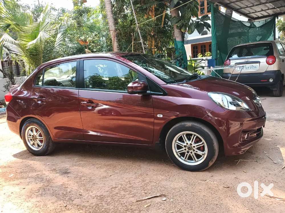 Honda Amaze Smt Ivtech 2015 Model
Company Service