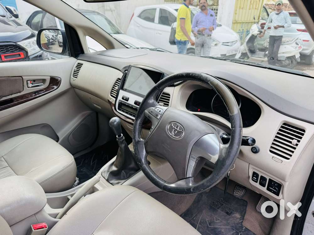 Toyota Innova 2.5 V 7 Str, 2014, Diesel