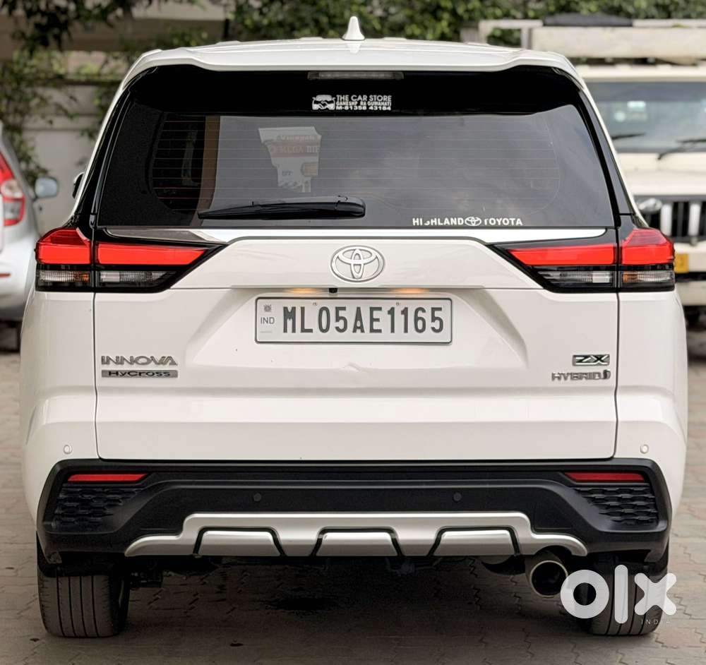 Toyota Innova Hycross 2.0 Zx Hybrid 7 Str, 2023, Petrol