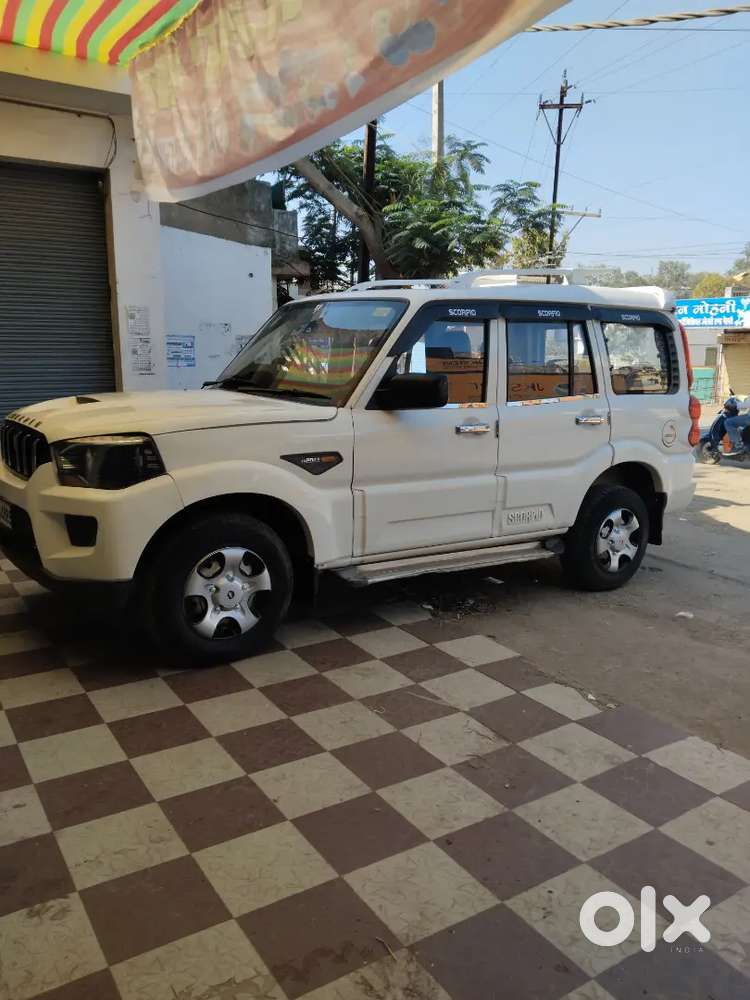 Mahindra Scorpio S2