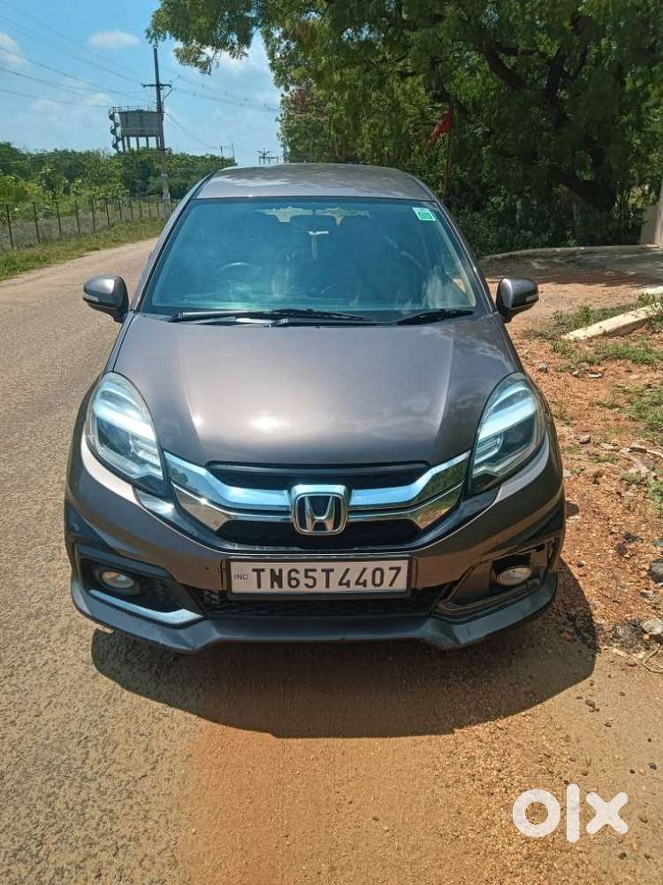 Honda Mobilio, 2014, Diesel