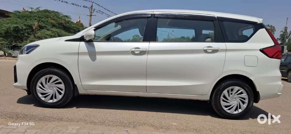Maruti Suzuki Ertiga 2022-2023  Vxi, 2024, Petrol