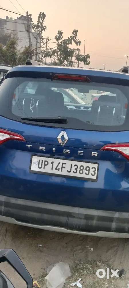 Renault Triber 2023 Cng & Hybrids Well Maintained