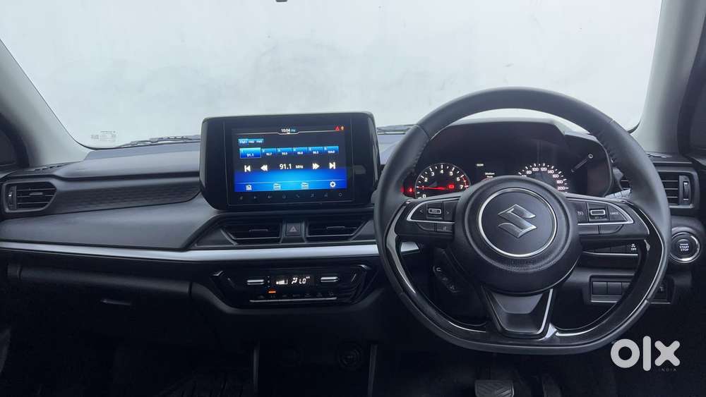 Maruti Suzuki Swift Amt Zxi, 2025, Petrol
