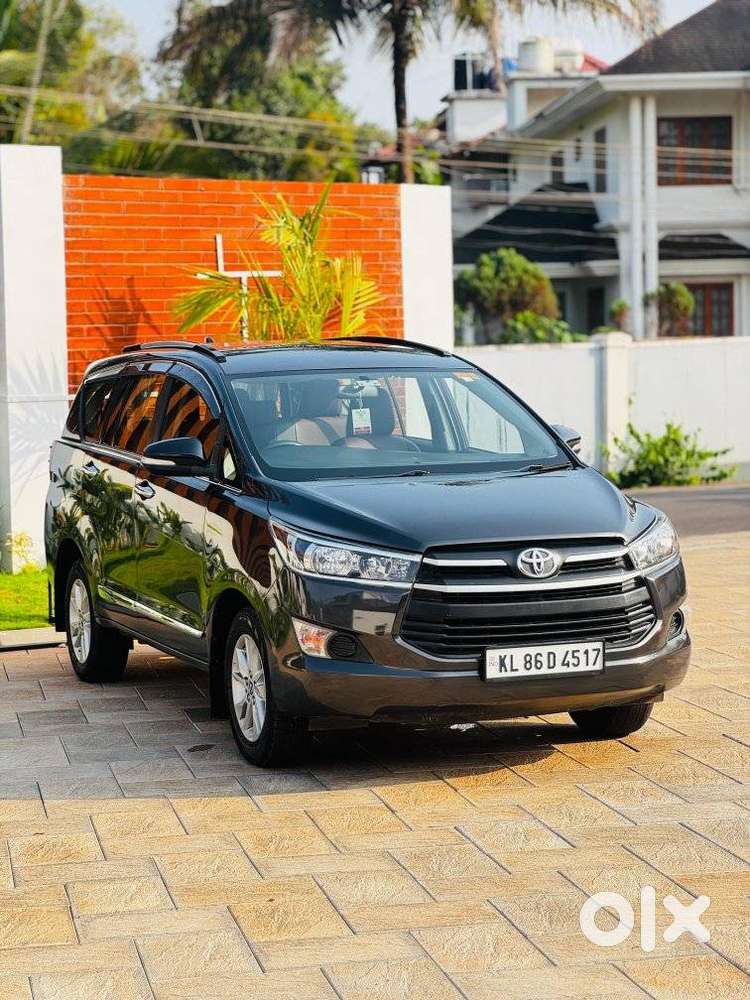 Toyota Innova Crysta, 2016, Diesel