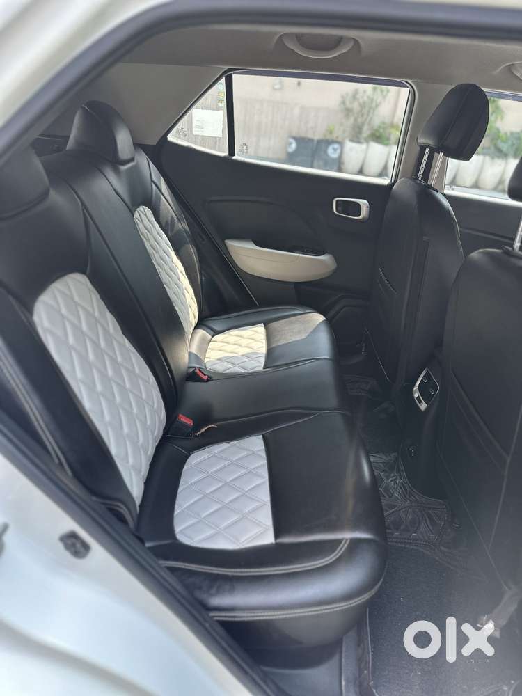 Hyundai Venue 1.2 S (o), 2022, Petrol