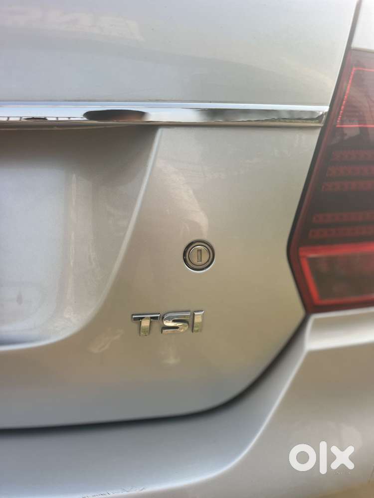 Volkswagen Vento 1.2 Tsi Highline Plus At, 2016, Petrol