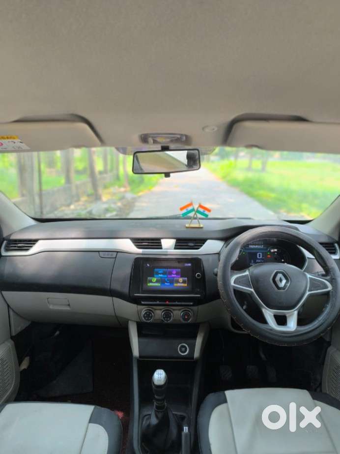 Renault Triber Rxz, 2020, Petrol