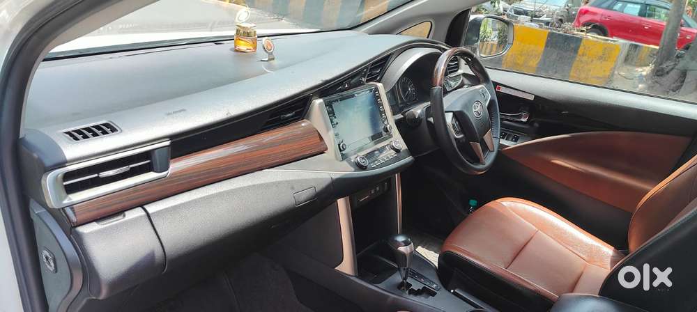 Toyota Innova Crysta [2020-ongoing] 2.4 Zx 7 Str, 2022, Diesel