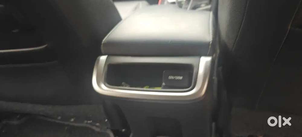 Toyota Fortuner Legender 2024