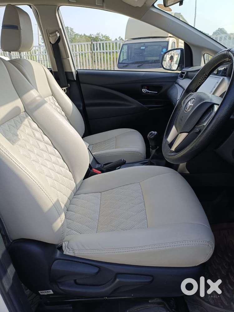 Toyota Innova Crysta 2.4 Gx Mt 8s, 2022, Diesel