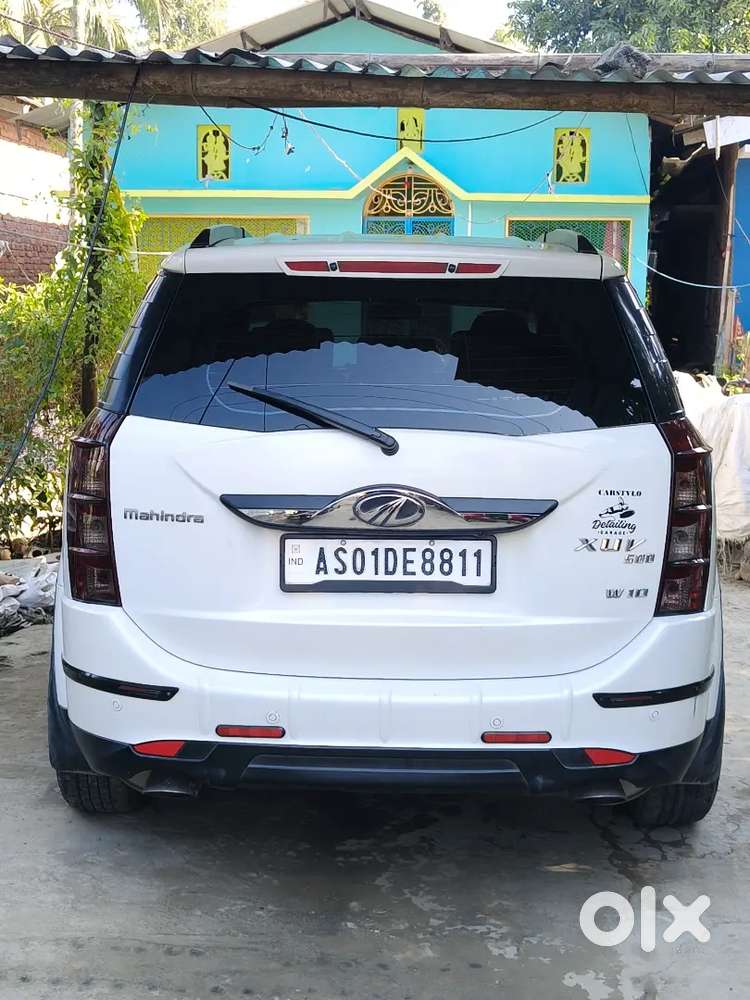 Mahindra Xuv500 2015 Diesel 98000 Km Driven