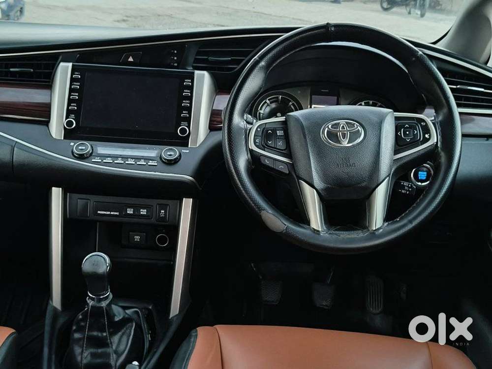 Toyota Innova Crysta [2020-ongoing] 2.4 Vx 8 Str, 2021, Diesel