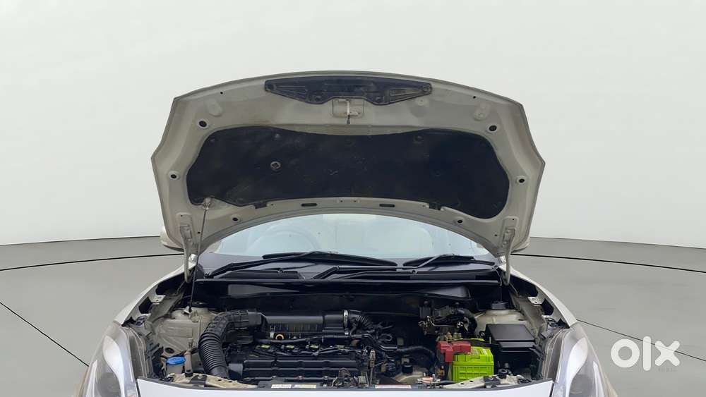 Maruti Suzuki Swift Dzire Amt Zxi, 2019, Petrol