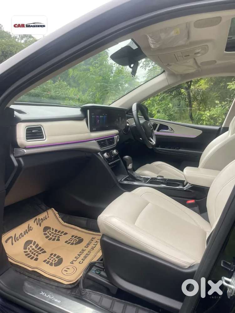 Mahindra Xuv700 2.2 Ax 7 Diesel At Luxury Pack Str Awd, 2023, Diesel