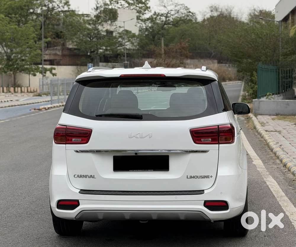Kia Carnival Limousine Plus 7 Str, 2022, Diesel