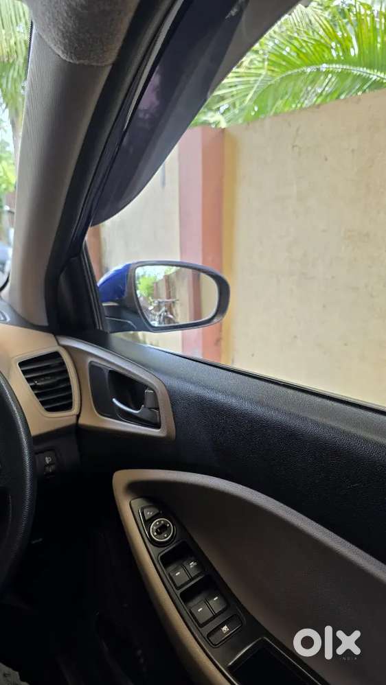 2015 Hyundai Elite I20 1.2 Sportz Petrol Manual Blue