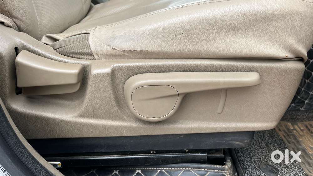 Mahindra Tuv 300 Mhawk100 T8, 2018, Diesel